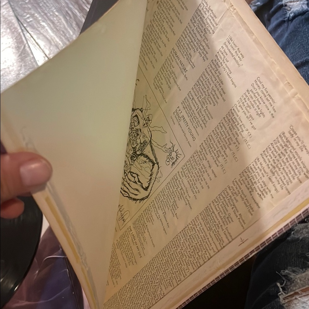 Michael Jackson Thriller Vinyl Record - Picture 6 of 10